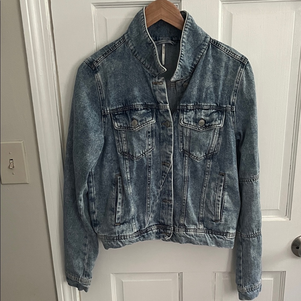 Free People Light Blue Denim Jean Jacket Size Large